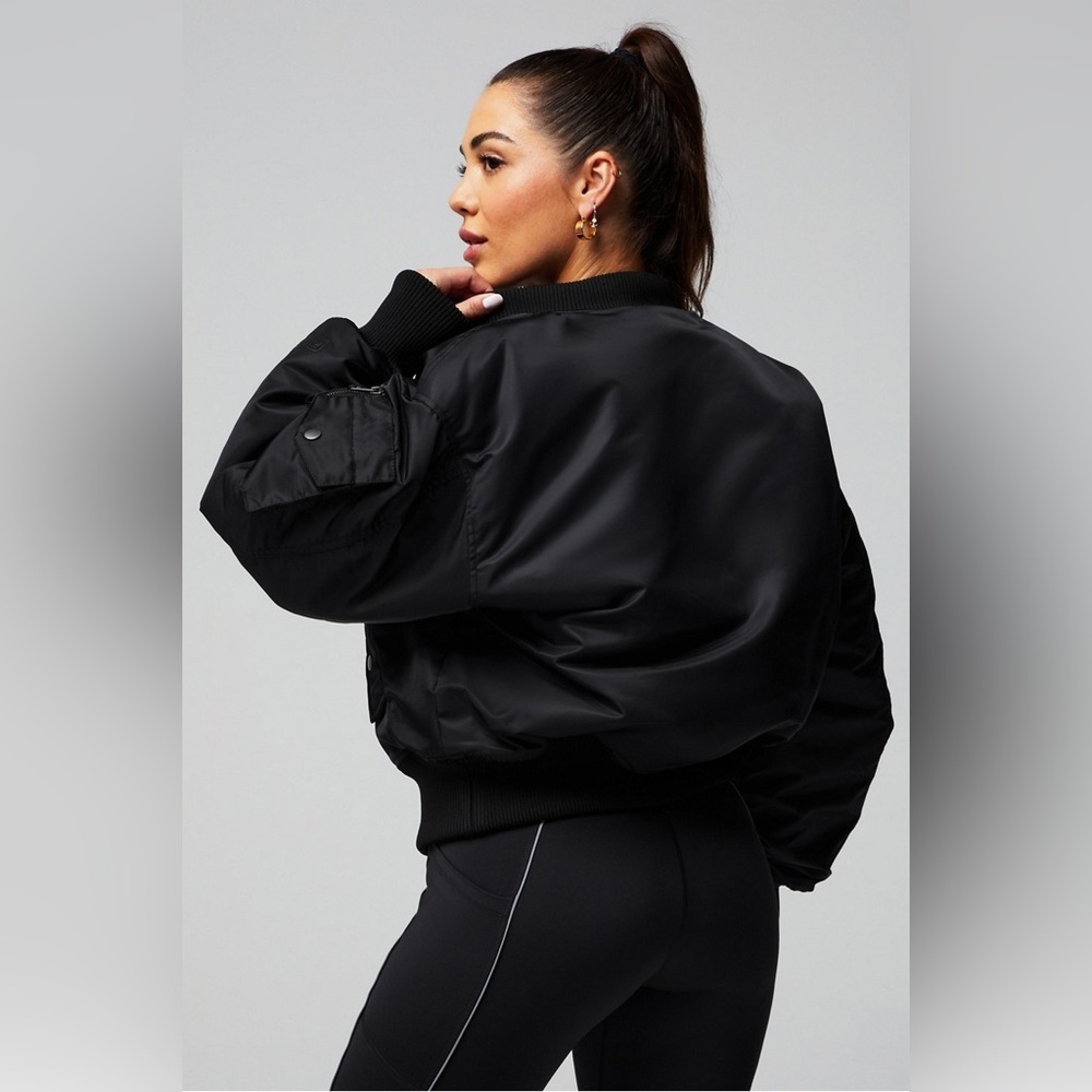 Fabletics Women's Iconic Oversized Bomber Jacket Black XL/XXL - Picture 3 of 13